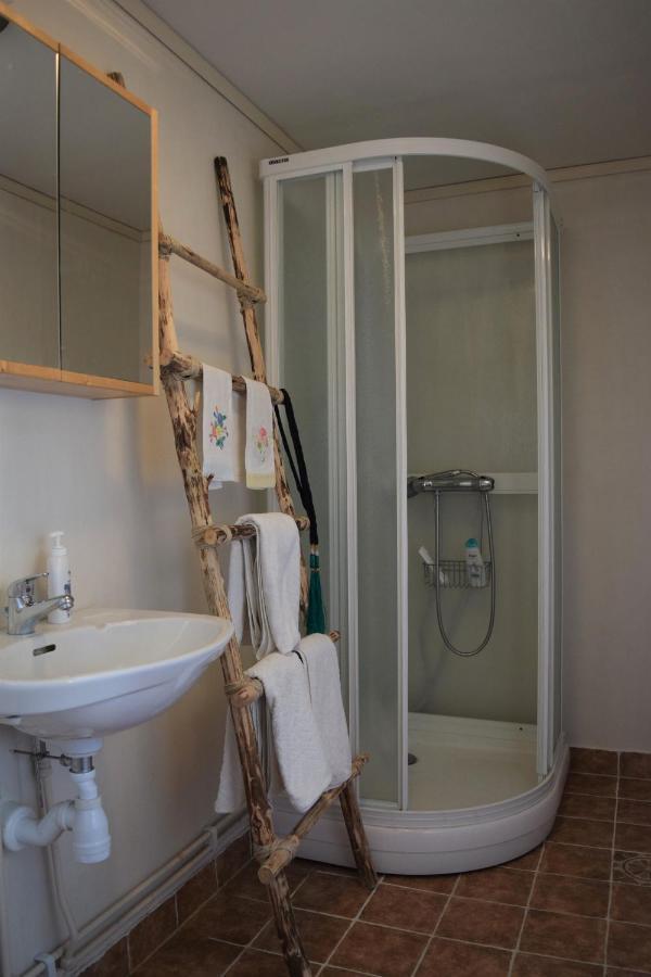 Ekologiska Fru Gran B&B I Tiveden Gardsjo Екстер'єр фото